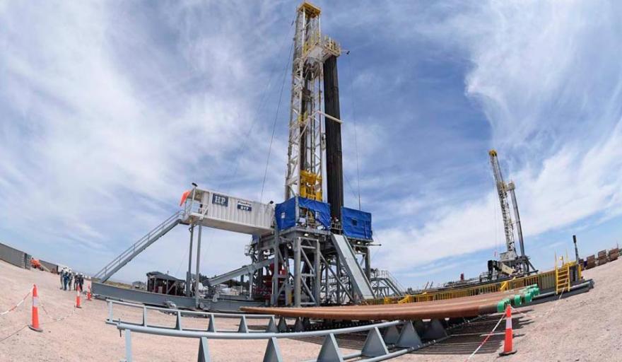 Petroleros jerárquicos de Vaca Muerta denuncian despidos “sin justificación” en pleno récord de producción