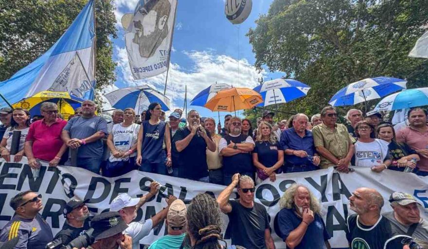 El FreSU y la Uni&oacute;n Obrera Metal&uacute;rgica convocan a paro con movilizaci&oacute;n y presionan a la CGT