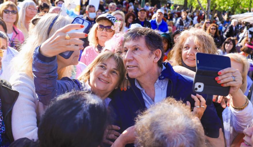 San Isidro: Más de 5 mil jubilados celebraron la llegada de la primavera