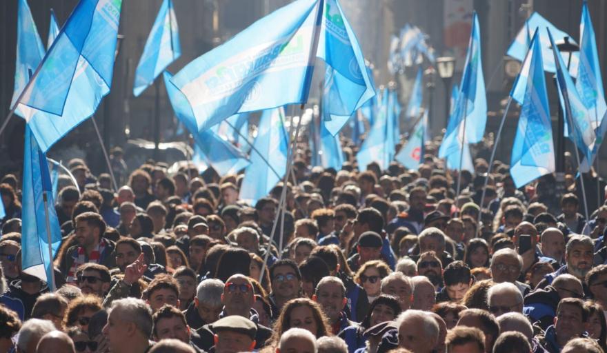 La Bancaria marchó a Plaza de Mayo en defensa de Cristina Fernández y la democracia