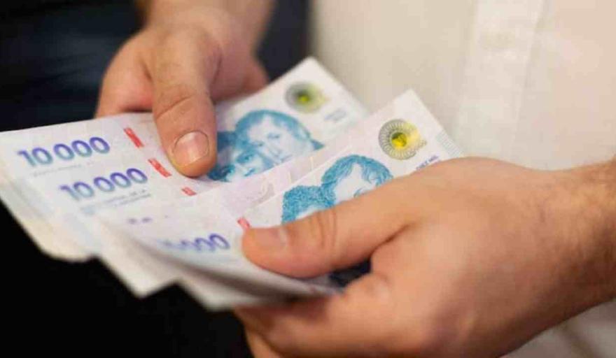 Crece la desigualdad salarial: el Gobierno “pisa” paritarias y los aumentos se concentran en los sueldos más altos