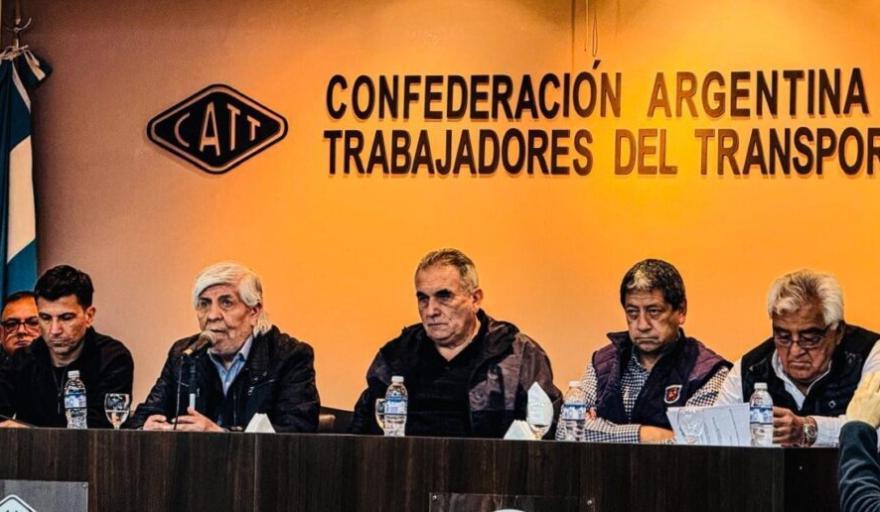 Juan Carlos Schmid fue reelecto al frente de la CATT y Hugo Moyano (h) se suma a la conducción: la UGATT quedó fuera de la nueva etapa