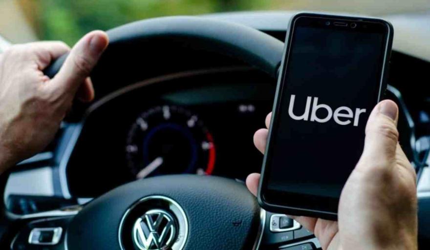 Una jueza de Misiones determinó que Uber es una actividad privada y anuló sanciones municipales en Puerto Iguazú