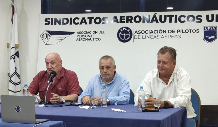 El gremio de pilotos anticip&oacute; que pedir&aacute; en la Justicia la suspensi&oacute;n de la reforma laboral