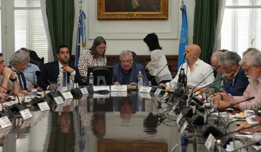 La UBA declar&oacute; la emergencia salarial y exige al Gobierno cumplir la ley de financiamiento universitario