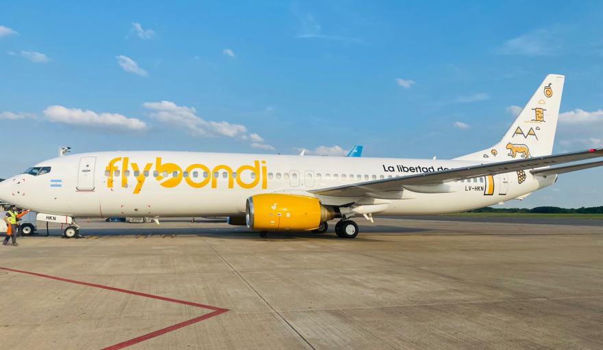 Flybondi demora el pago de salarios tras impulsar retiros &ldquo;voluntarios&rdquo; y crece la incertidumbre interna