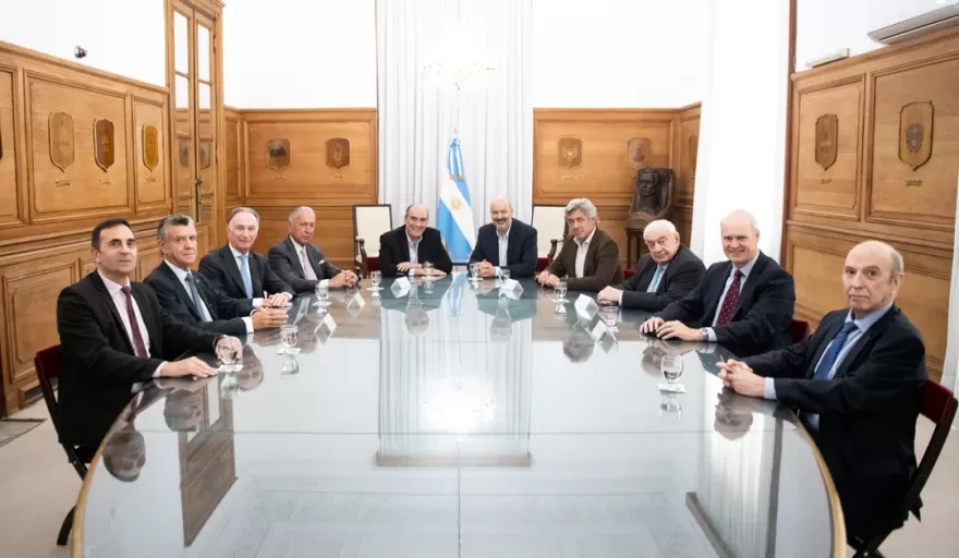 Tensi&oacute;n entre Empresarios y Sindicalistas: El Gobierno Busca Consenso en la Reforma Laboral