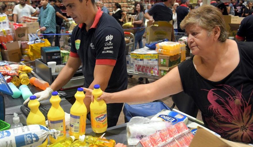 Endeudamiento en alza: se cuadruplic&oacute; la morosidad de los cr&eacute;ditos familiares en un a&ntilde;o
