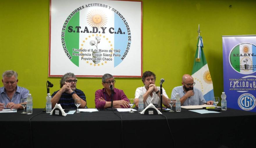 Aceiteros y desmotadores advierten con medidas de fuerza y reclaman un salario m&iacute;nimo de $2,7 millones