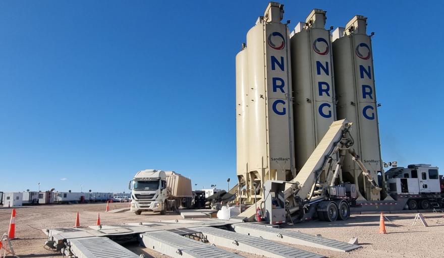 Camioneros de Río Negro inician huelga indefinida y paralizan Vaca Muerta