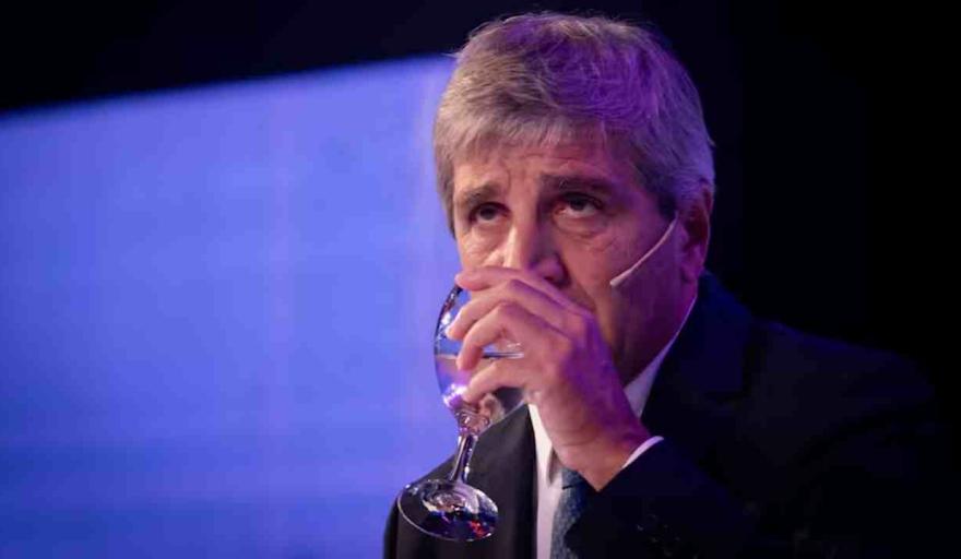 El Gobierno desplaz&oacute; a Frugoni tras el esc&aacute;ndalo por bienes no declarados y ya defini&oacute; reemplazos