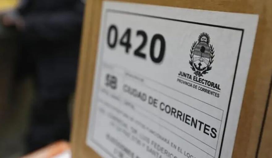 Valdés marca distancia de Milei y sacude la previa electoral en Corrientes
