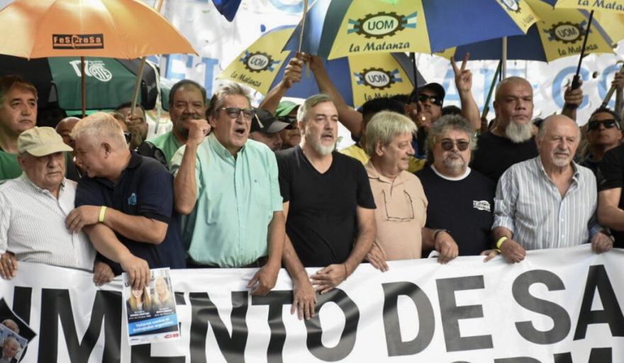 Las mejores fotos de la movilizaci&oacute;n del FreSU al Congreso contra la Reforma Laboral