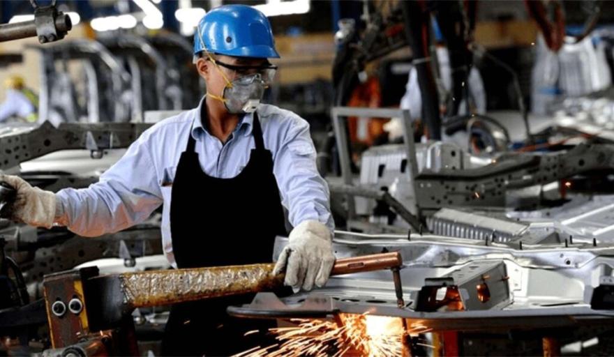La UIA advierte sobre una recuperaci&oacute;n industrial desigual: crecen las se&ntilde;ales de ca&iacute;da en producci&oacute;n, ventas y empleo