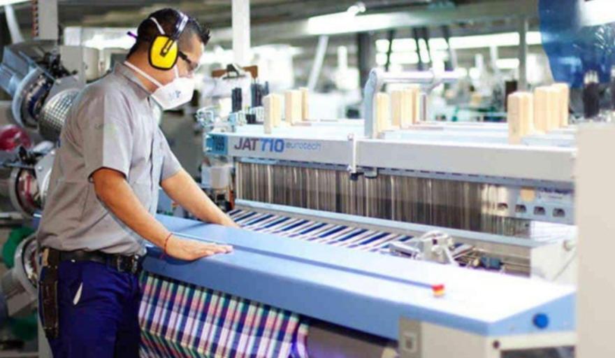 El Sector Textil Enfrenta un 2025 Difícil: Menores Incrementos Salariales y Pérdida de Puestos de Trabajo