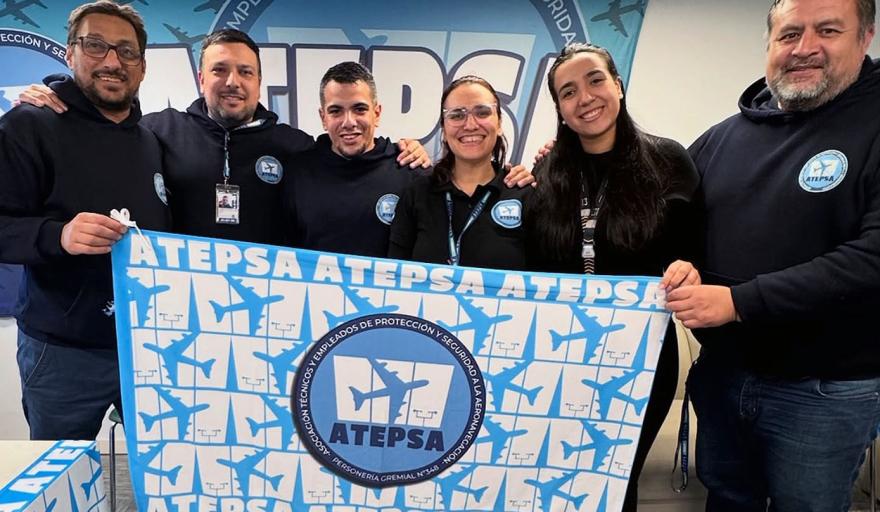 Paro de controladores aéreos: el Gobierno advierte con sanciones y exige garantizar el 45% de las operaciones