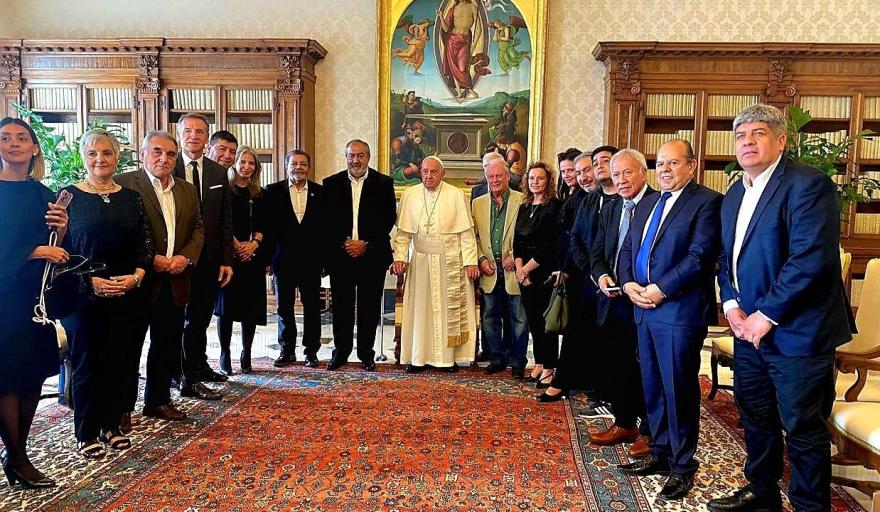 La CGT en el Vaticano: Un Encuentro entre la Justicia Social y las Tensiones Laborales