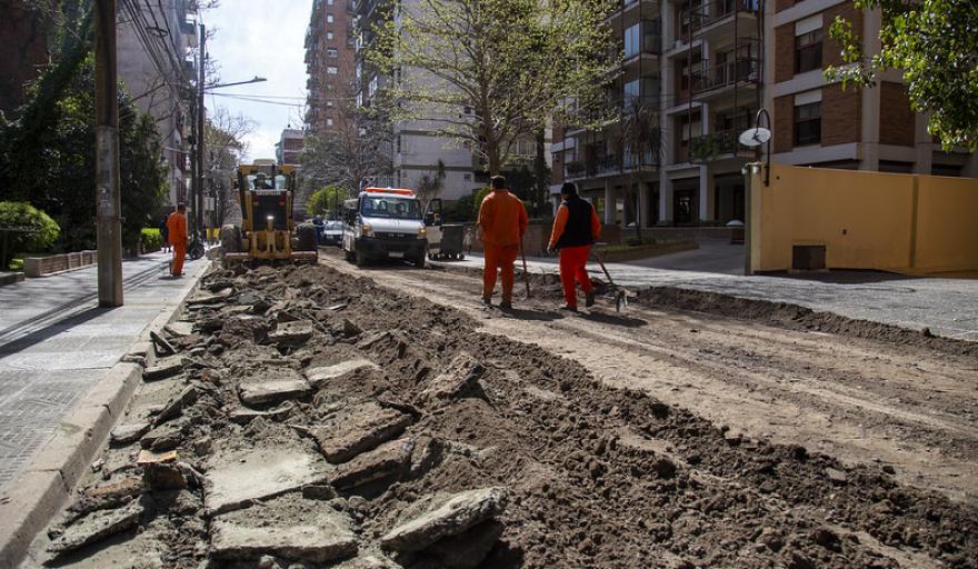 San Isidro continua mejorando las calles del distrito