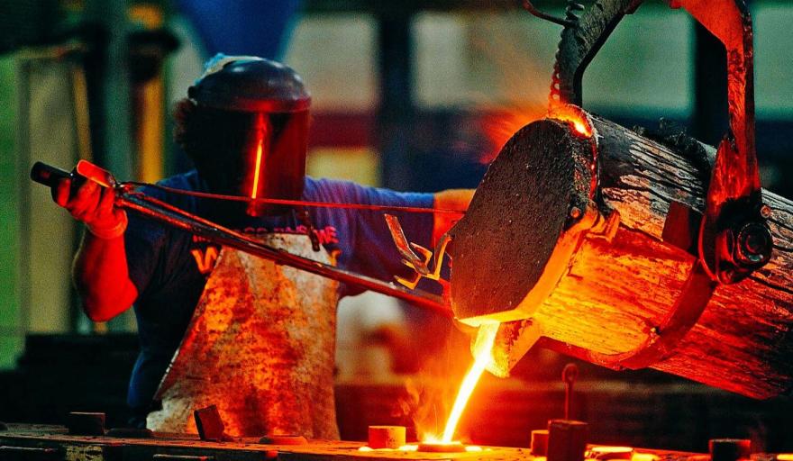 Empresarios metalúrgicos cordobeses quieren limitar delegados sindicales y restringir asambleas laborales: “Hay que adaptarse al siglo XXI”