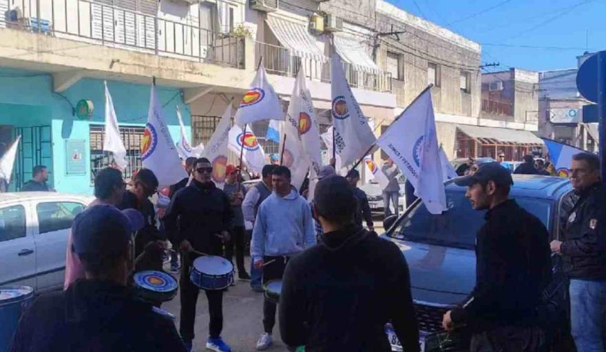 Laboratorios Pyam reincorpor&oacute; a tres delegados tras una orden de la Justicia Laboral