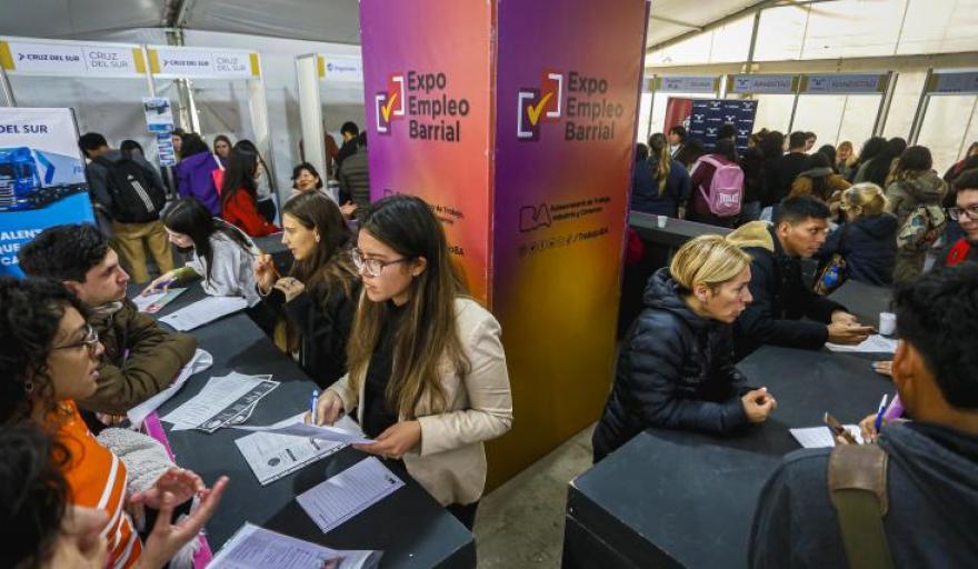 La Ciudad organiza una nueva Expo Empleo para personas con discapacidad en la Comuna 1