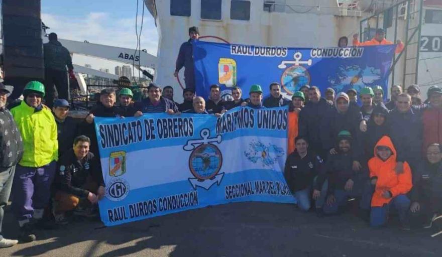 El SOMU moviliza en Mar del Plata y denuncia un lockout empresarial en plena temporada de langostino