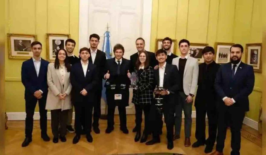 Artemis II y la paradoja espacial argentina: celebraci&oacute;n oficial mientras se profundiza el ajuste a la ciencia y la educaci&oacute;n