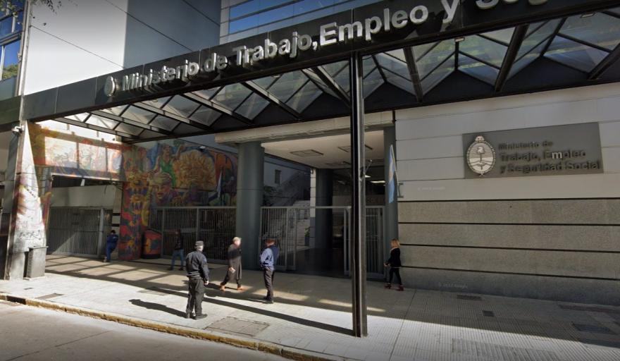 Interna gremial en los Químicos de la Patagonia: una asamblea masiva desafió a Hermoso