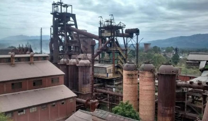 Incertidumbre y esperanza en Aceros Zapla tras su venta a Metalnor: los trabajadores esperan definiciones sobre la reactivaci&oacute;n de la planta