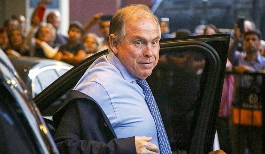 En medio de la controversia libertaria, el gremio de diplomáticos respalda la resolución de Werthein por los traslados