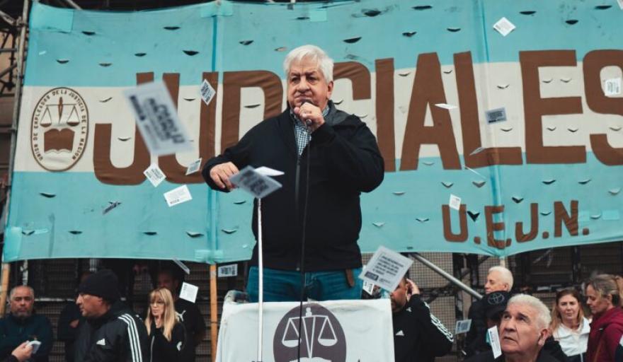 La UEJN adelantó el paro nacional y rechazó el aumento salarial