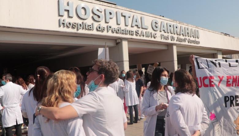 El Garrahan no se toca: trabajadores de la salud marchan contra el ajuste y el abandono