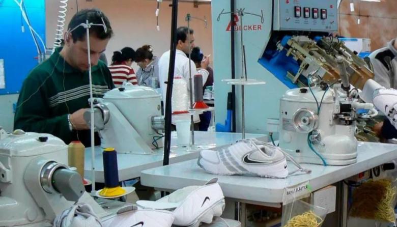 Despidos en Dass: UTICRA denuncia una crisis industrial agudizada por el modelo económico