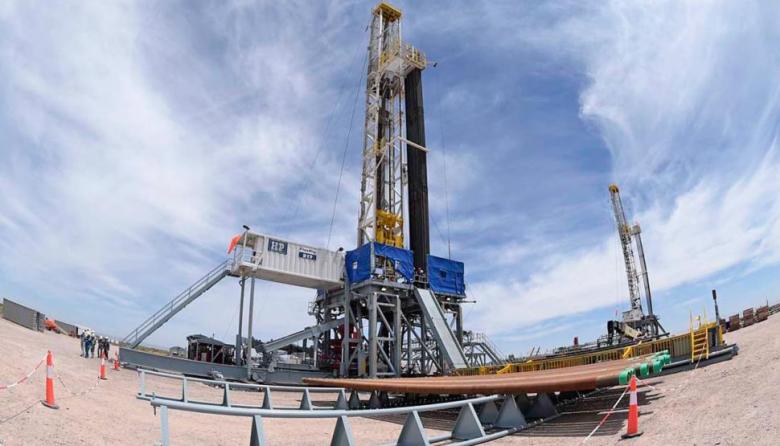Petroleros jerárquicos de Vaca Muerta denuncian despidos “sin justificación” en pleno récord de producción