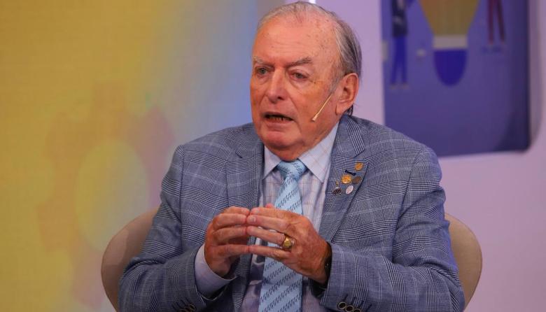 Julián de Diego anticipó que la reforma laboral incorporará el banco de horas y cambios en vacaciones y jornadas laborales