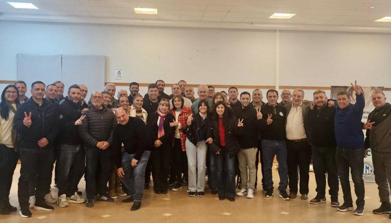 Jer&oacute;nimo particip&oacute; de un encuentro con m&aacute;s de 40 sindicatos