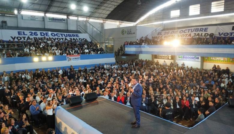 Con la mira en octubre, Cisneros reunió a su militancia en Tucumán con el respaldo de Jaldo y Chalha