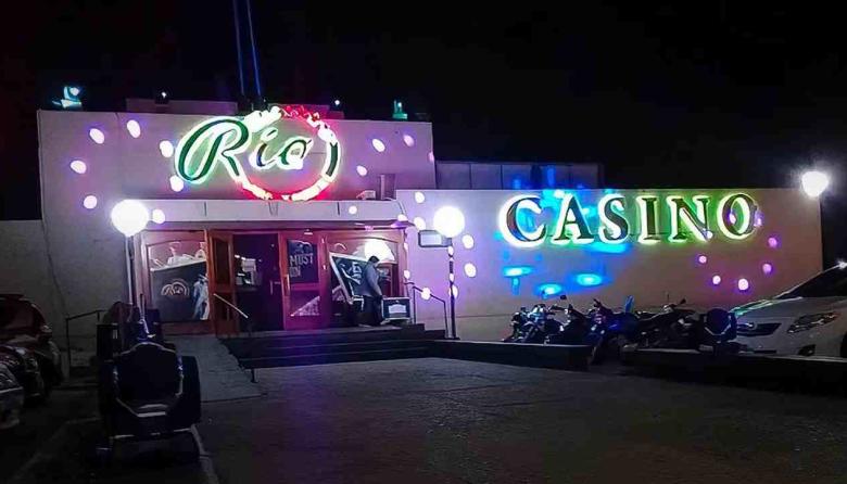 Trabajadores del Casino del Río en Viedma denuncian salarios bajos y abandono estatal
