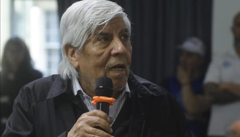 Un legislador de la Coalición Cívica impulsa una ley “anti Moyano” para frenar las indemnizaciones con continuidad laboral que reclama Camioneros