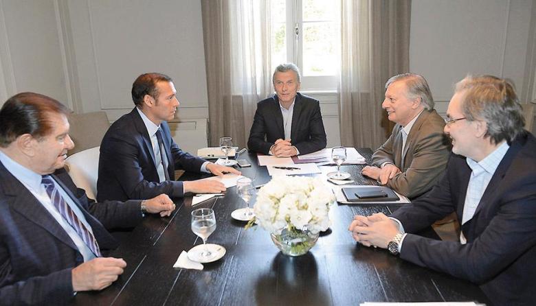 El texto completo de la adenda Vaca Muerta que Caputo y Santilli señalaron como modelo para la Reforma Laboral libertaria