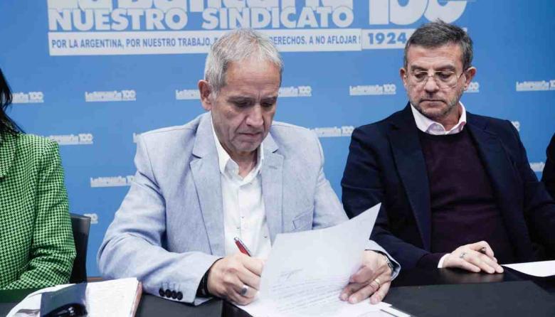 Bancarios acordaron una nueva suba salarial: el sueldo inicial roza los $1,9 millones y el bono supera los $1,6 millones