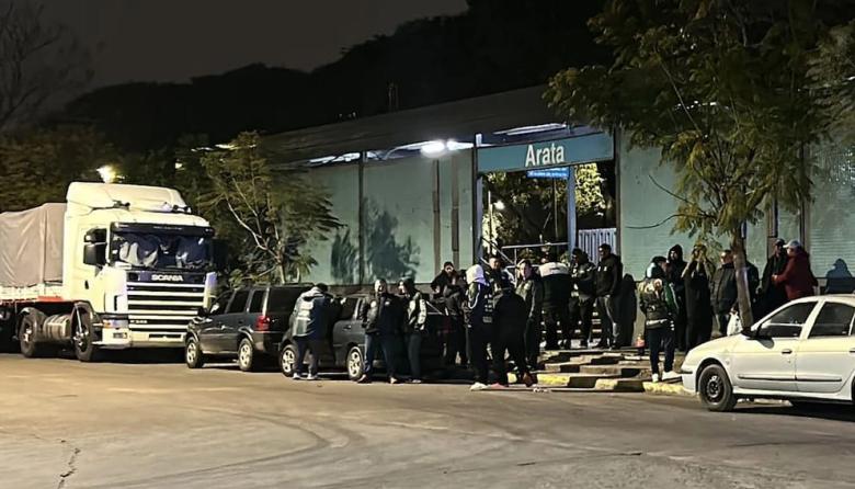 Camioneros protest&oacute; frente a WebPack y reclam&oacute; la reincorporaci&oacute;n de un trabajador despedido