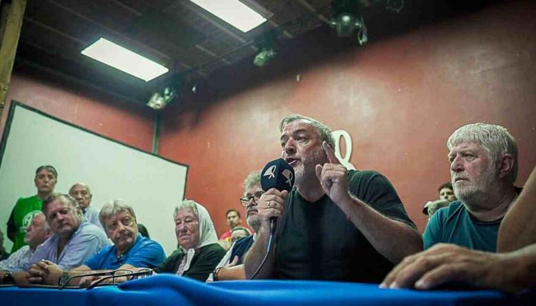 Escala el conflicto entre ATE y el Gobierno ante la advertencia de recortar salarios en febrero