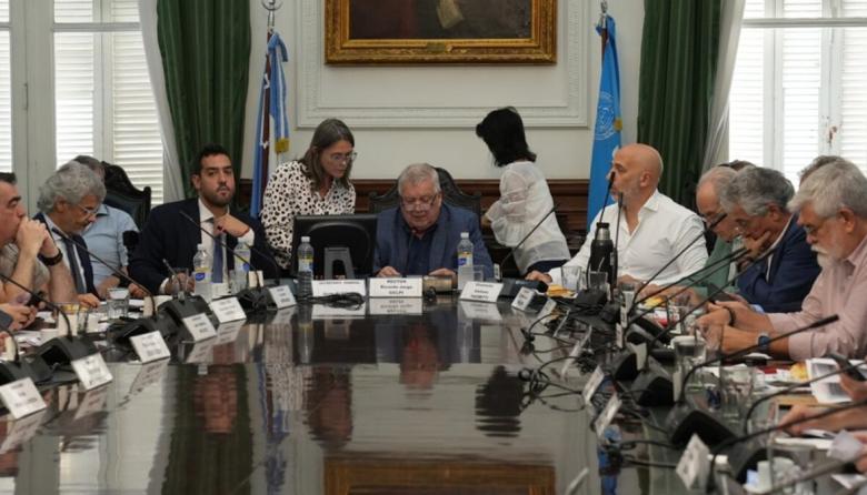 La UBA declar&oacute; la emergencia salarial y exige al Gobierno cumplir la ley de financiamiento universitario