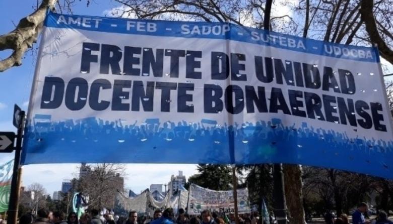 Docentes bonaerenses aceptaron la oferta salarial del Gobierno provincial: aumentos en marzo y abril m&aacute;s compensaci&oacute;n por FONID