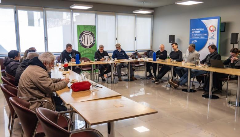 ATE y empresarios pyme acuerdan una estrategia com&uacute;n para enfrentar la crisis industrial y defender el empleo