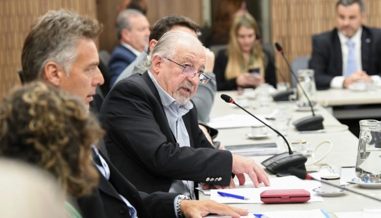 Hugo Yasky impulsa una ley para regular el trabajo en plataformas y alinear a Argentina con el nuevo convenio de la OIT