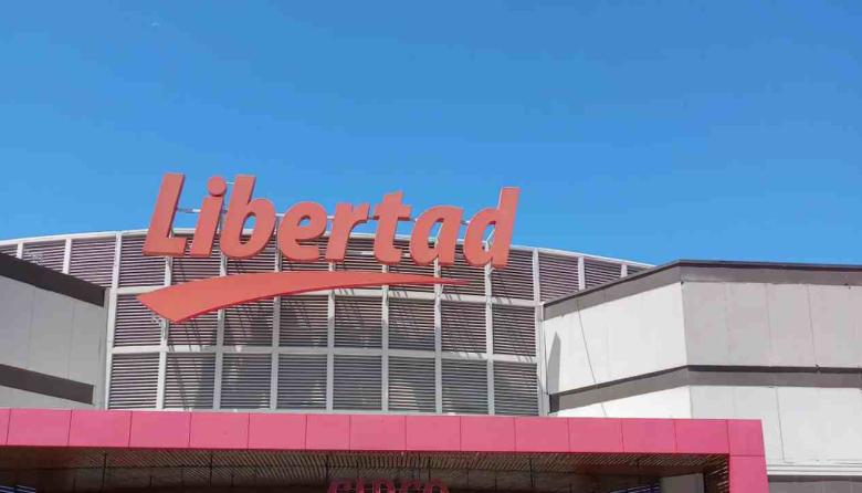 Denuncian cerca de 100 despidos en el Hipermercado Libertad de Posadas y alertan por dep&oacute;sitos sin mercader&iacute;a