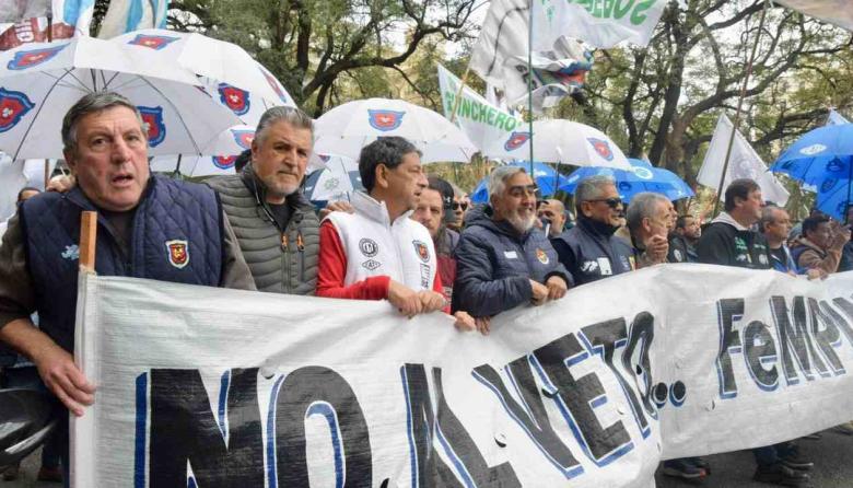 Marítimos movilizados: gremios exigen al Congreso anular el DNU 340/25 que desregula la Marina Mercante