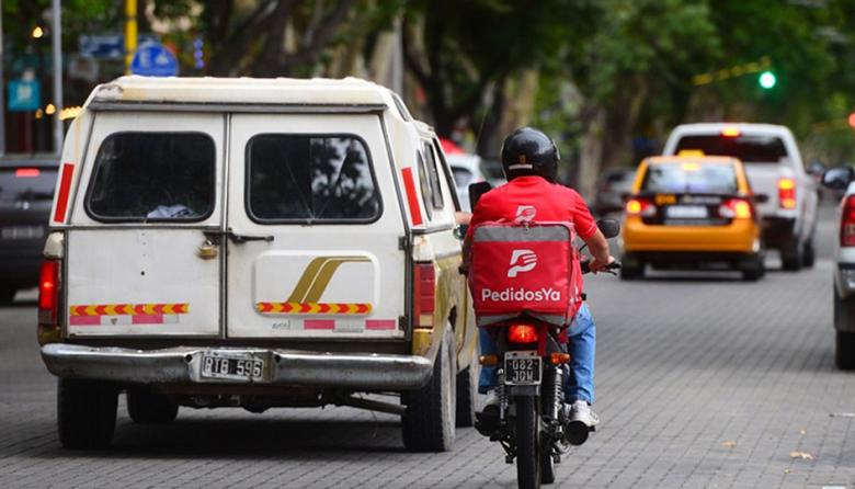 Gran Santa Fe: uno de cada tres asalariados trabaja en negro y la informalidad ya alcanza a empleos estables